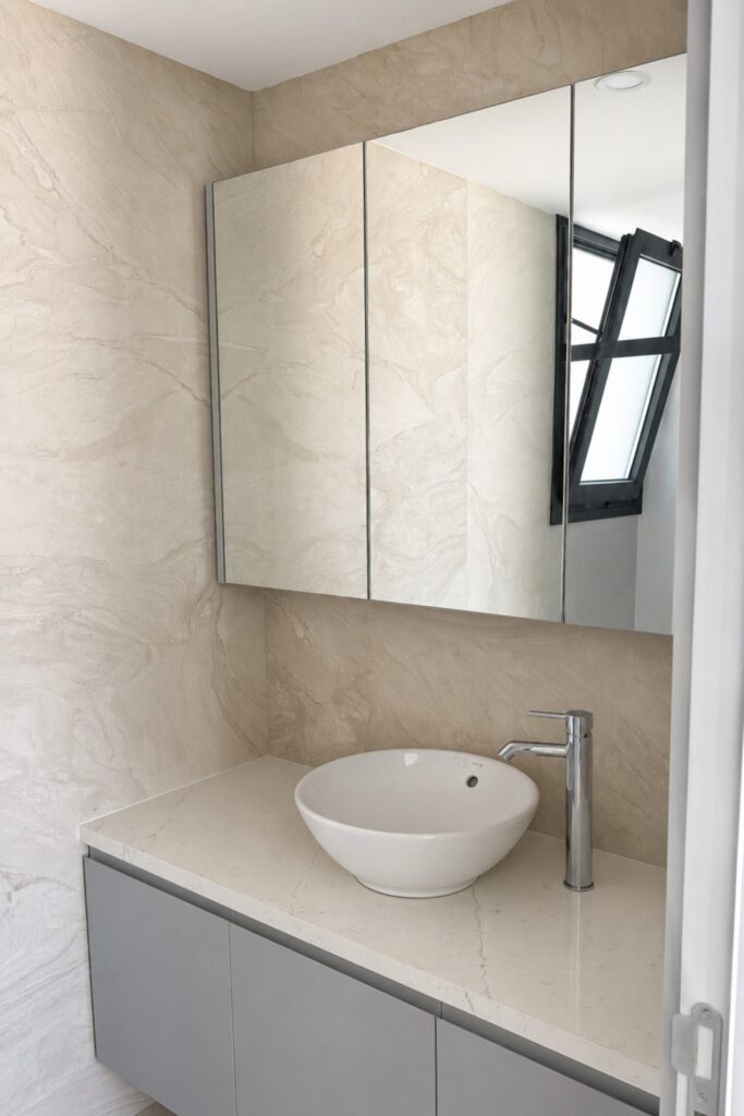 2nd Double Bedroom ensuite bathr